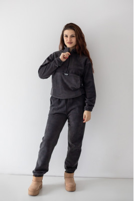 Костюм жіночий